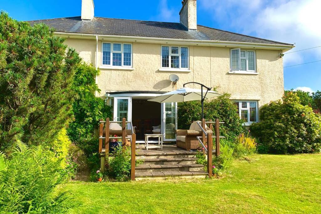 Hectors House Comfortable 4 Bed House In Mature Gardens Yelverton Zewnętrze zdjęcie