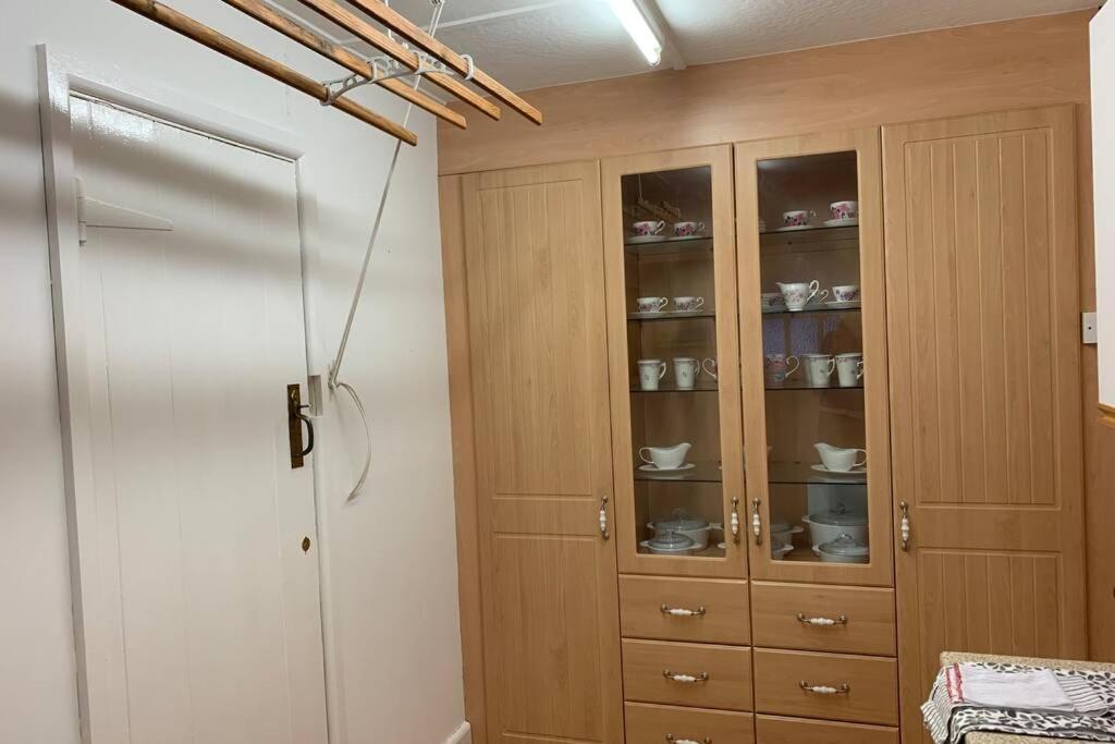 Hectors House Comfortable 4 Bed House In Mature Gardens Yelverton Zewnętrze zdjęcie